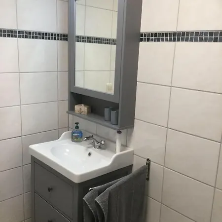 Zur-alten-volksbank-wohnung-2 * Petersdorf auf Fehmarn